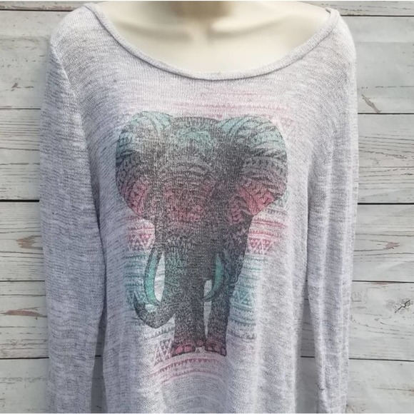 Charlotte Russe Gray Pastel Tribal Elephant Shirt - Picture 2 of 6